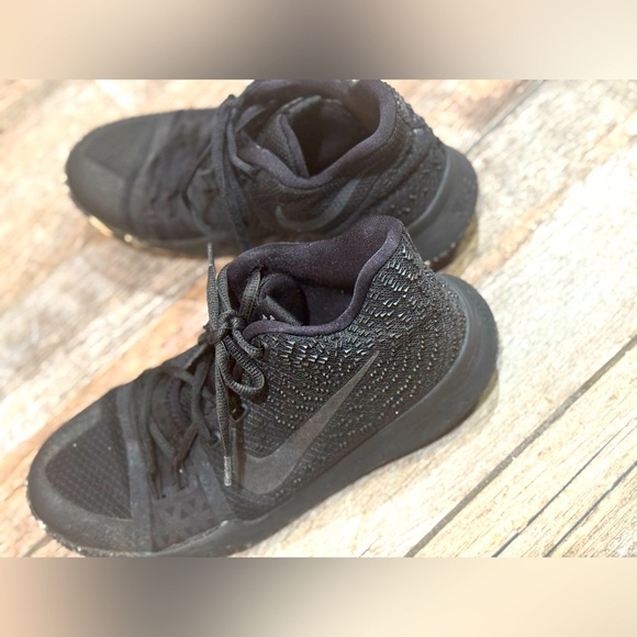 Nike Kyrie 3. - Black Marble​ - Picture 8 of 15